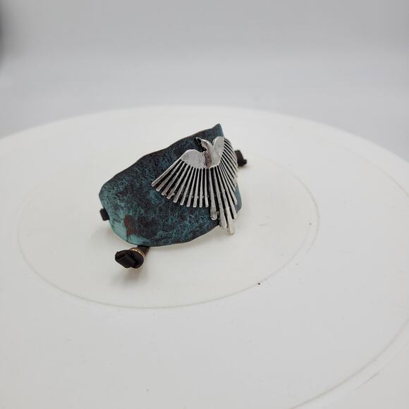 Vtg Native Thunderbird Cuff Bracelet 9" Hammered Green Silver Leather Phoenix - Picture 12 of 12